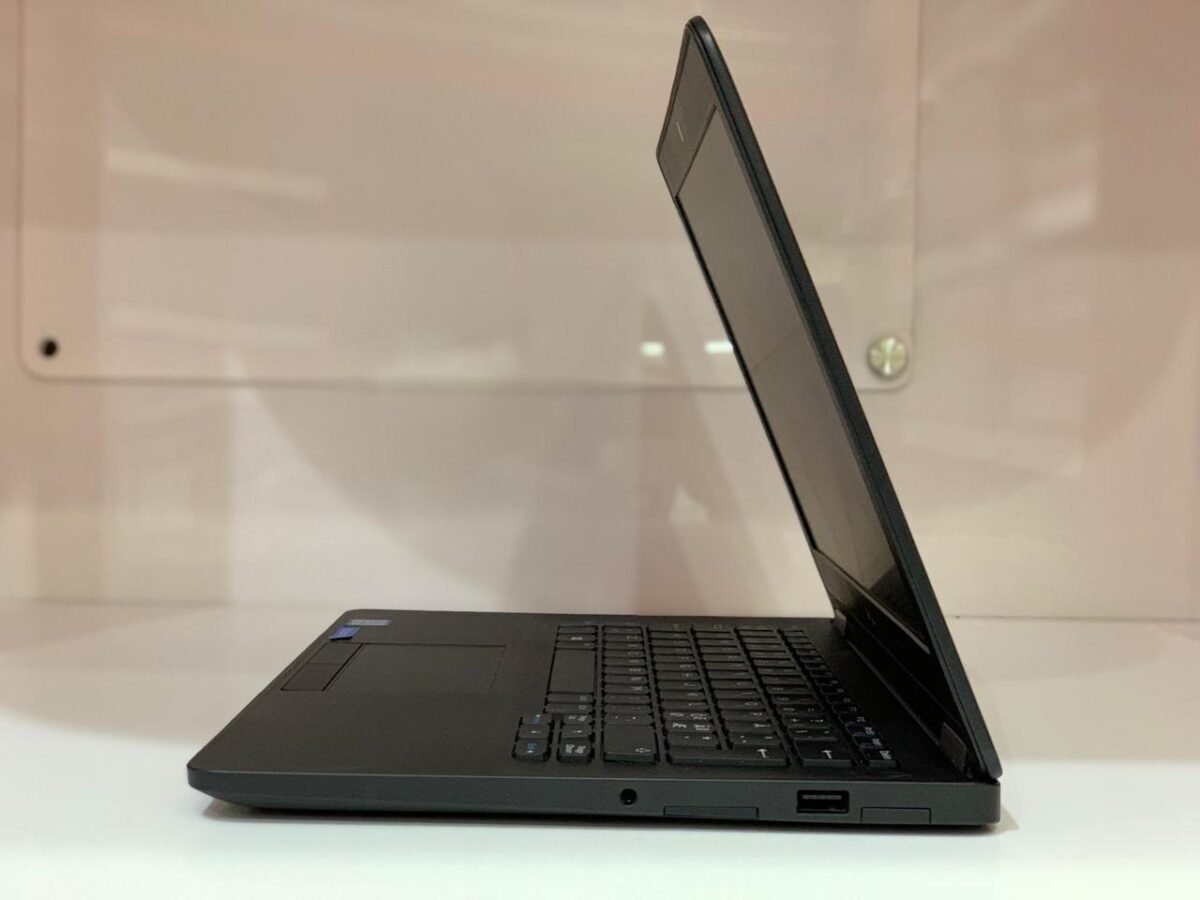 DELL LATITUDE E7270